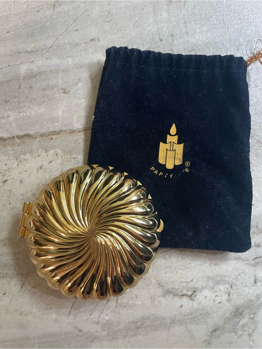 PartyLite Gold travel tea light holder with pouch - Picture 1 of 4